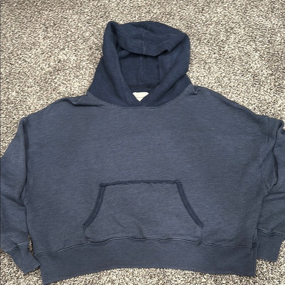 American Eagle Outfitters Tops - American Eagle Outfitters Blue Sweater Classic Casual Style